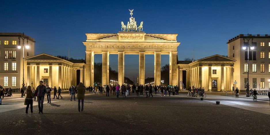 Berlin - Schoenefeld Gruene Wohnung エクステリア 写真