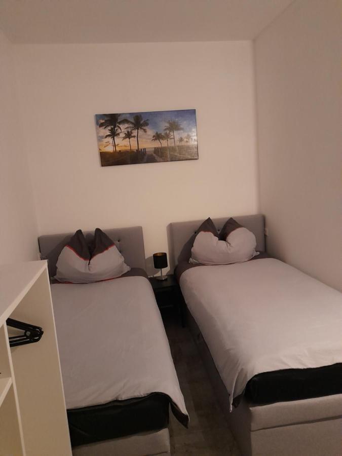 Berlin - Schoenefeld Gruene Wohnung エクステリア 写真