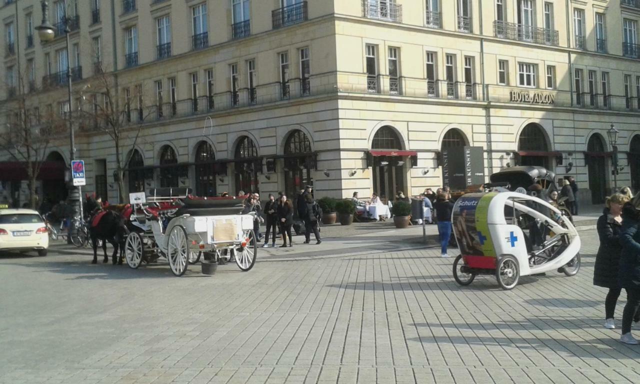 Berlin - Schoenefeld Gruene Wohnung エクステリア 写真